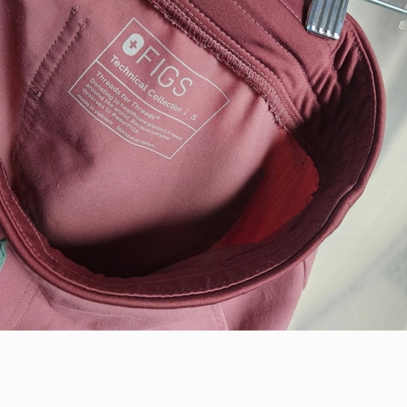 Mineral Mauve Figs Set-XS Top, SM Pant - Picture 8 of 10